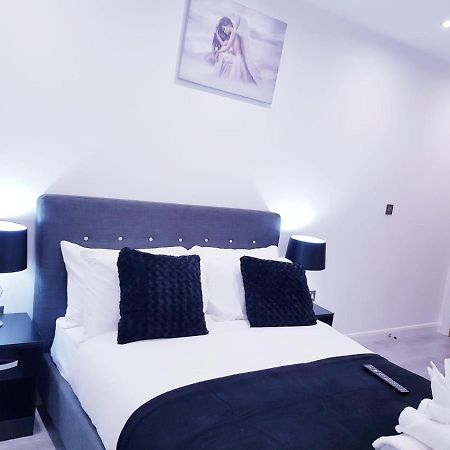 Z Home Apartments レスター エクステリア 写真