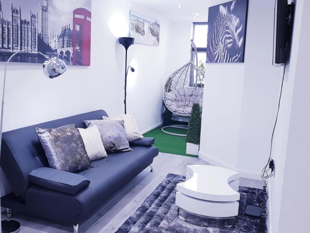 Z Home Apartments レスター エクステリア 写真