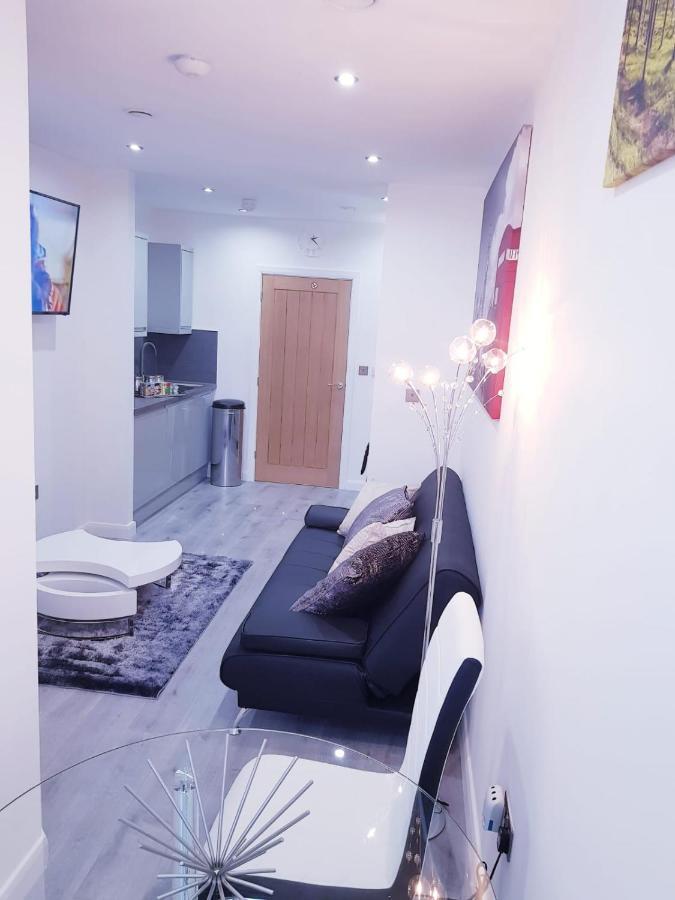 Z Home Apartments レスター エクステリア 写真
