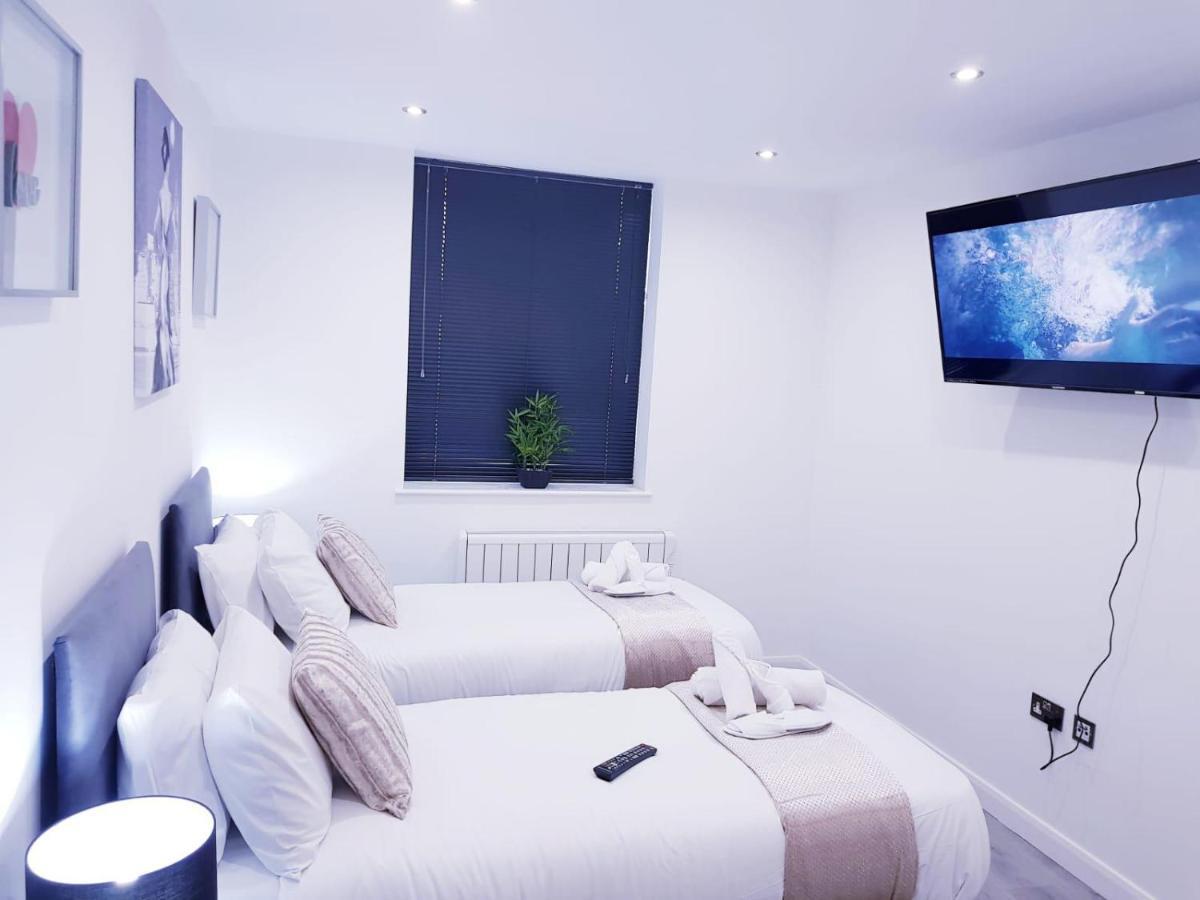 Z Home Apartments レスター エクステリア 写真