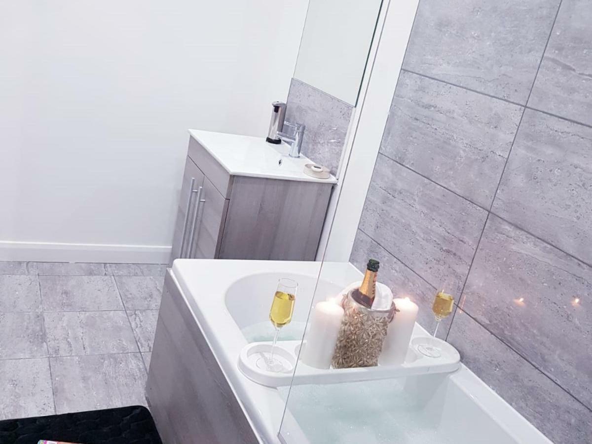 Z Home Apartments レスター エクステリア 写真