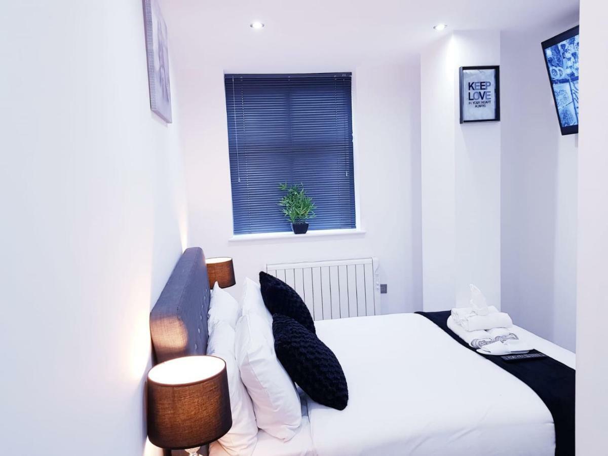 Z Home Apartments レスター エクステリア 写真