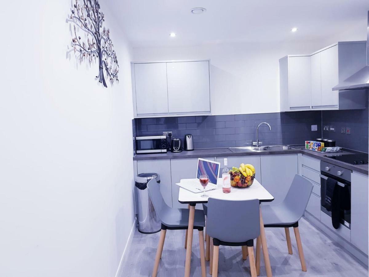 Z Home Apartments レスター エクステリア 写真
